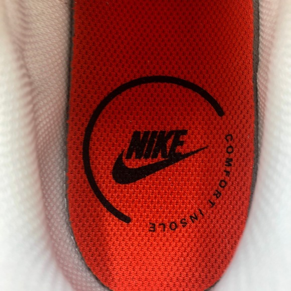 Nike Women's Sneakers White and Orange - Picture 5 of 8